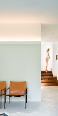 Карниз для прихованого освітлення Orac Decor C381 L3 Linear Led Lighting Поліуретановий